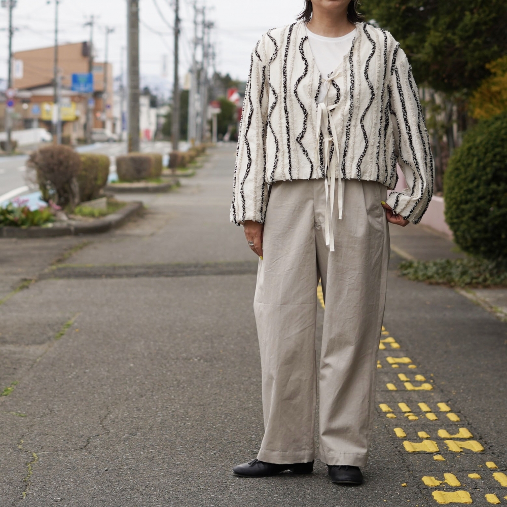 <span> 唯一無二のテキスタイルで魅せるARCHIのジャケット </span>