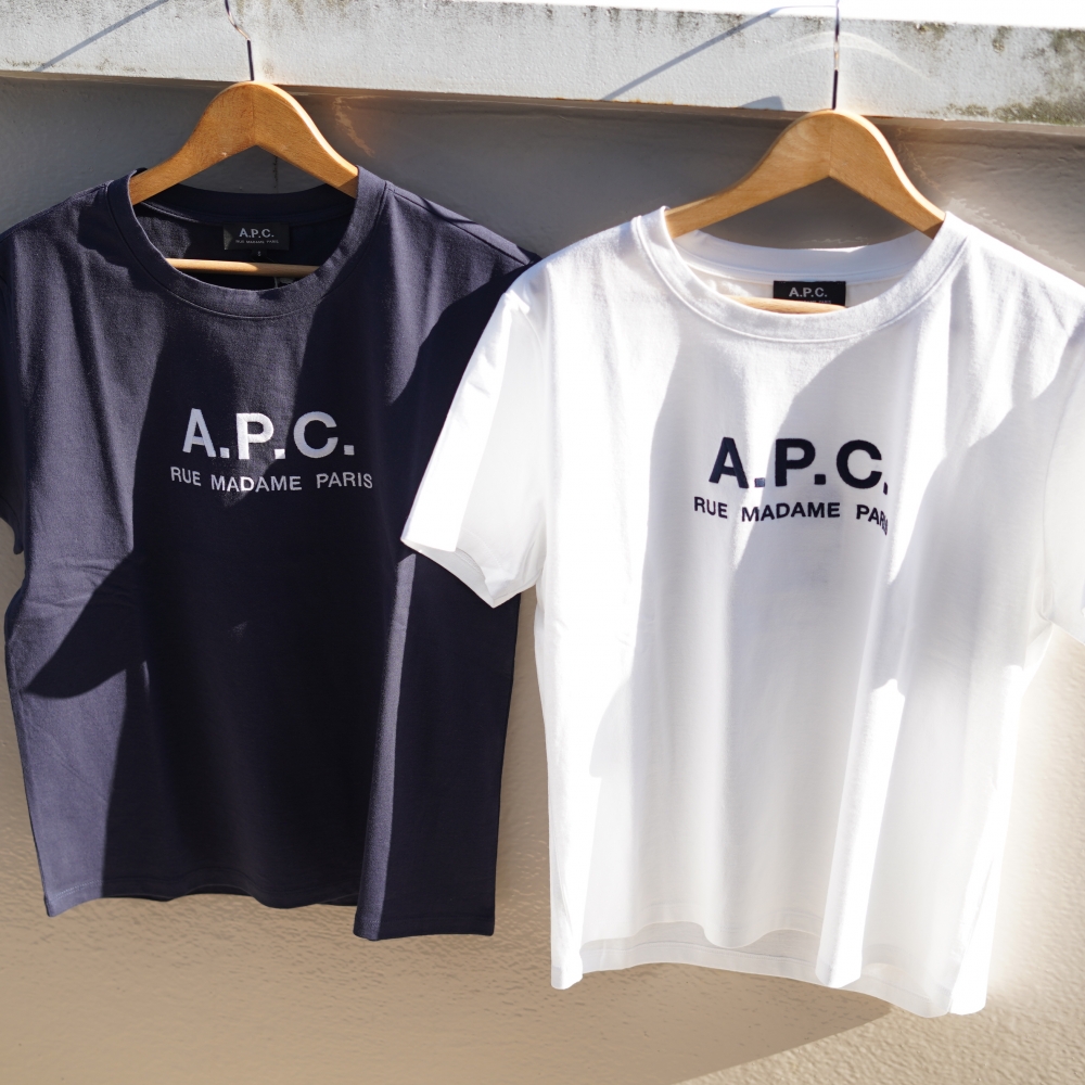 <SPAN> ”ロゴだけじゃない”A.P.CのTシャツ </SPAN>