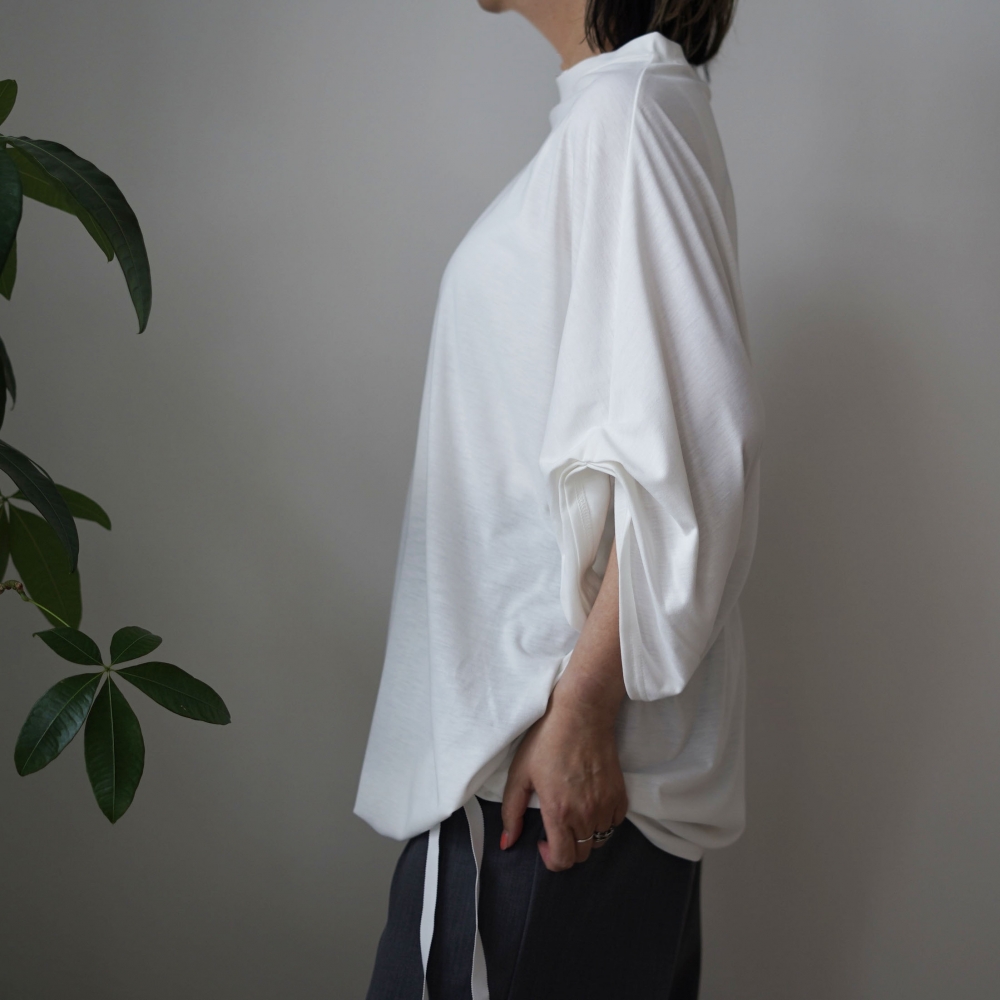 <SPAN> シンプルだけじゃ終わらない、COGのTシャツ </SPAN>