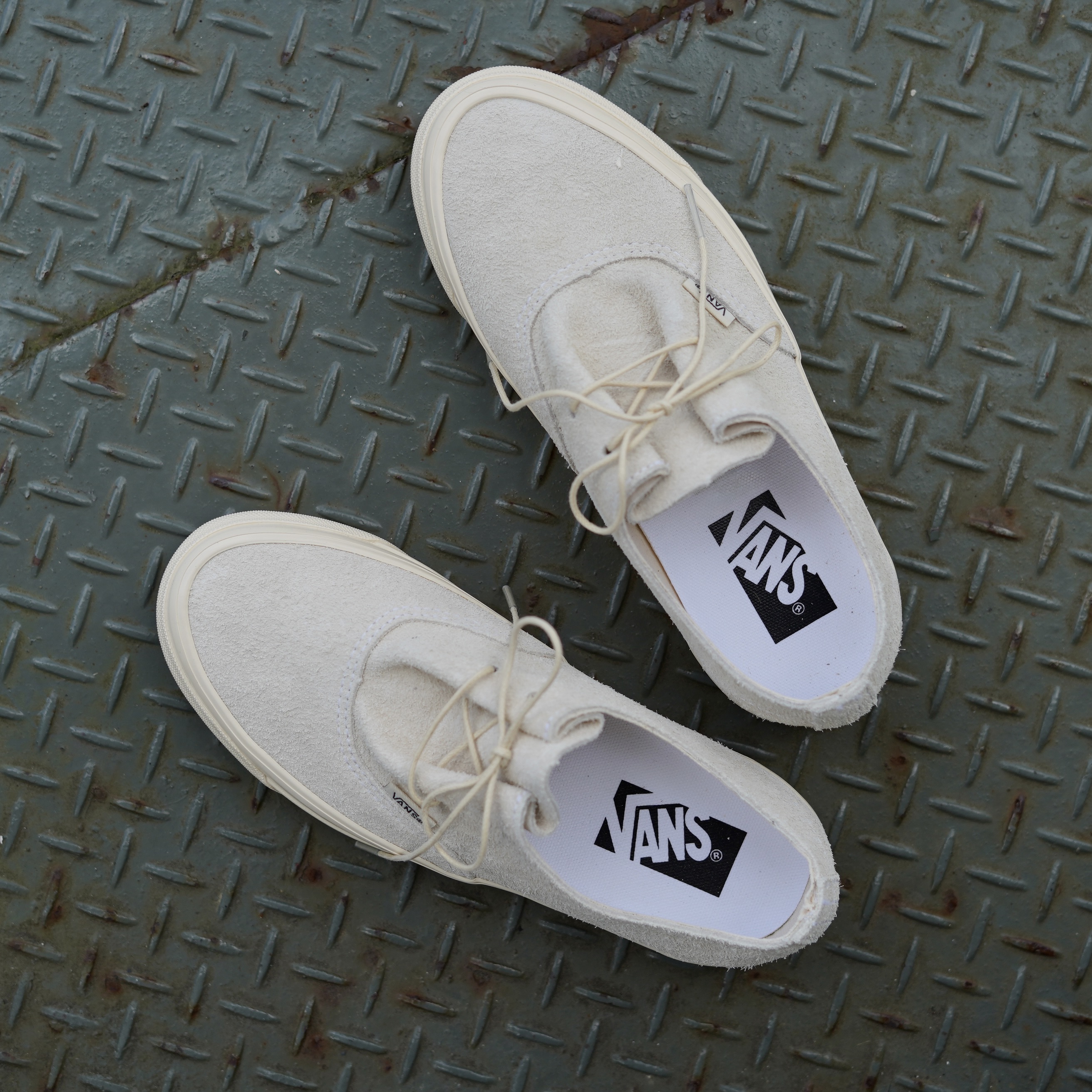 <span> 見た目以上に快適な履き心地。VANS「LX Authentic Ease」</span>