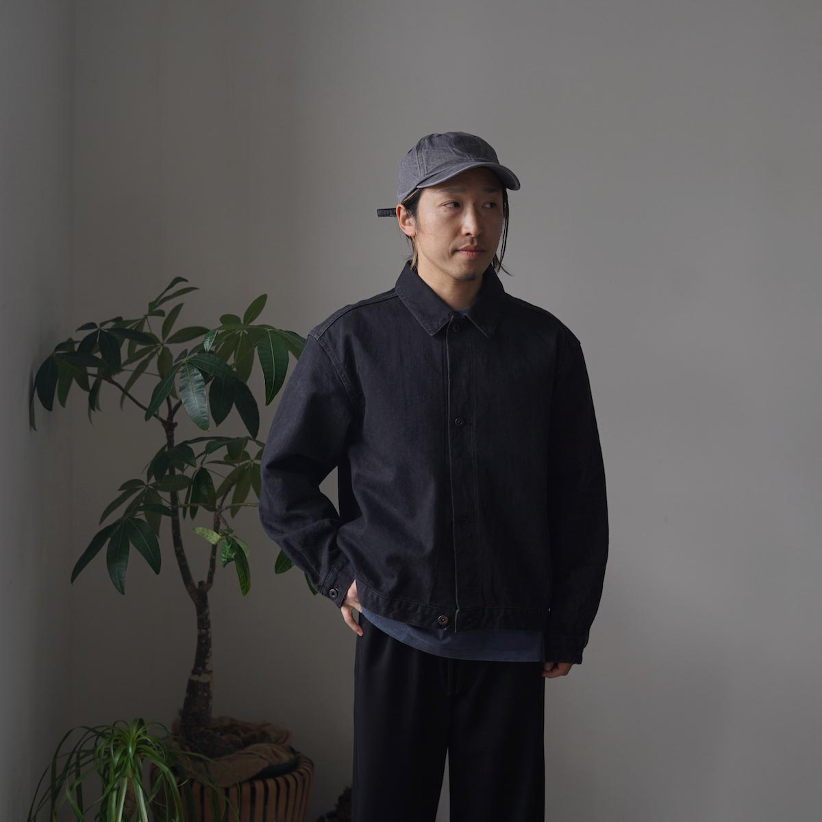 <span>blurhms の引き算なデニムJKT</span>