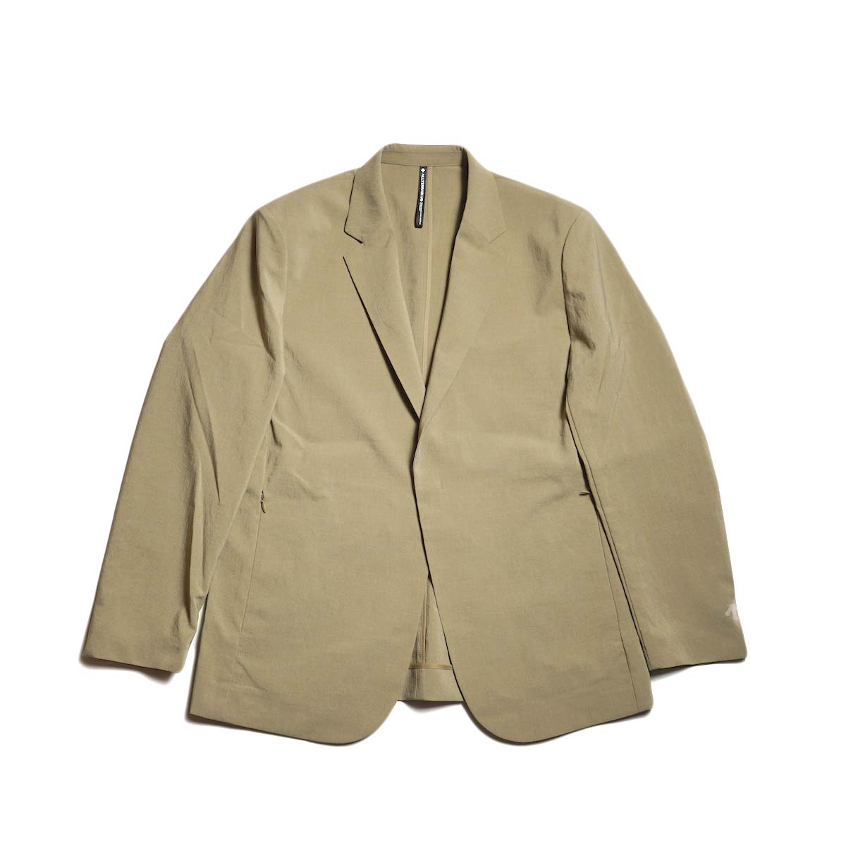DESCENTE ALLTERRAIN I/O  / LINEN LIKE TAILORED JACKET  (Olive Beige)