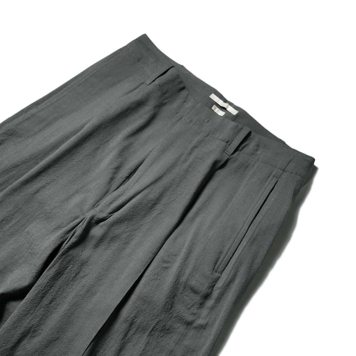 blurhms / Wool Rayon Silk Super Wide Slacks (Dark Sage)ウエスト