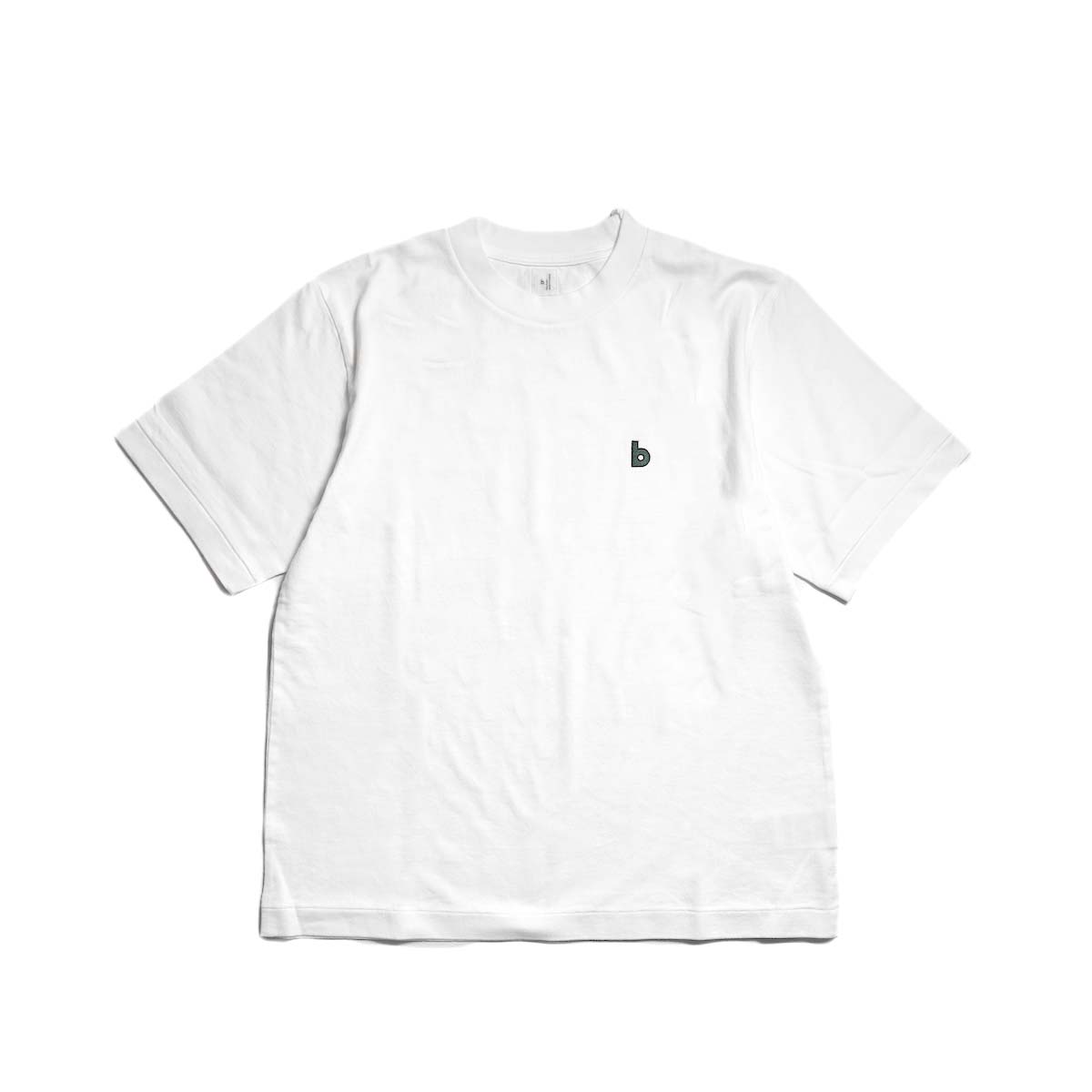 blurhms ROOTSTOCK/ b Patch Tee STANDARD (White×Green)