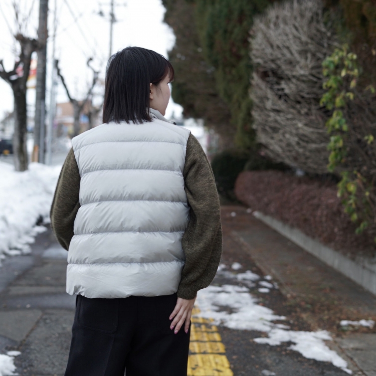 CANADA GOOSE / CYPRESS VEST -BLACK DISC 身長159cm Sサイズ着用イメージ背面