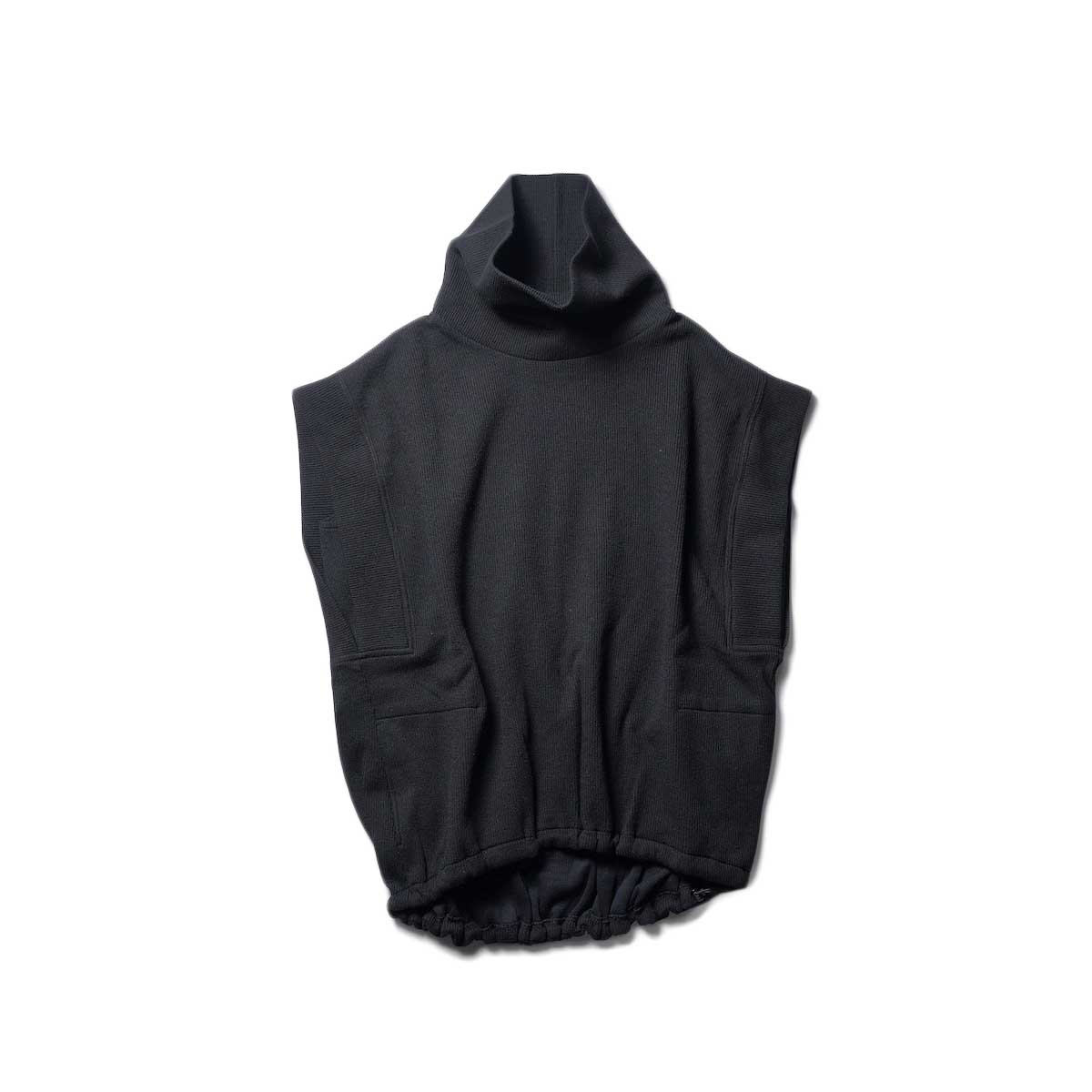 COGTHEBIGSMOKE / GISELE ROLLNECK GILET (Black)