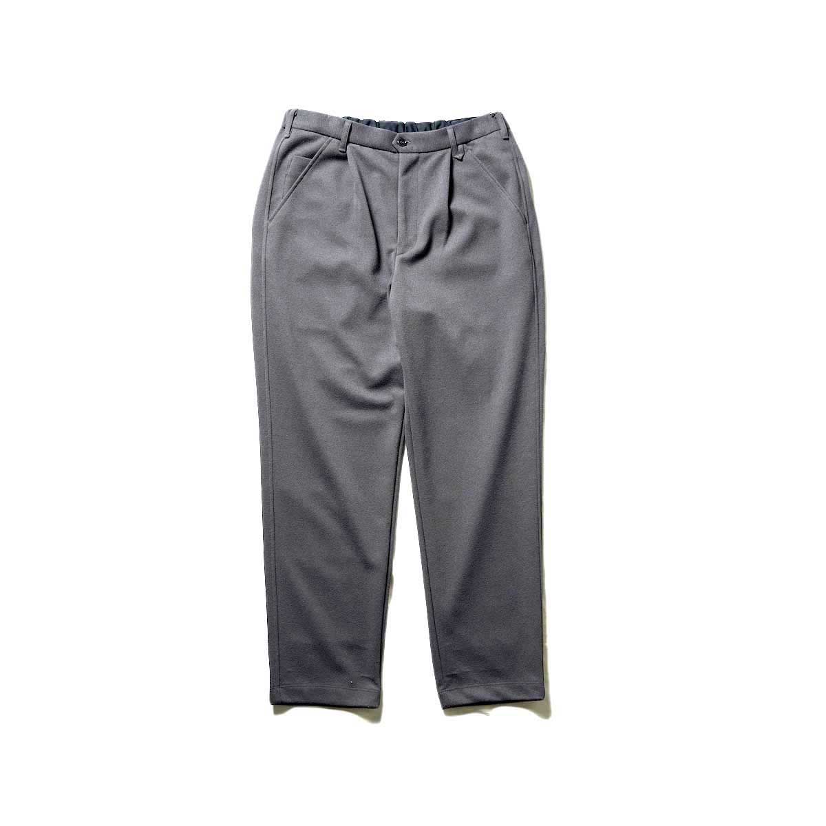 CURLY&amp;Co. / BOUCLE TAPERED TROUSERS (Gray)