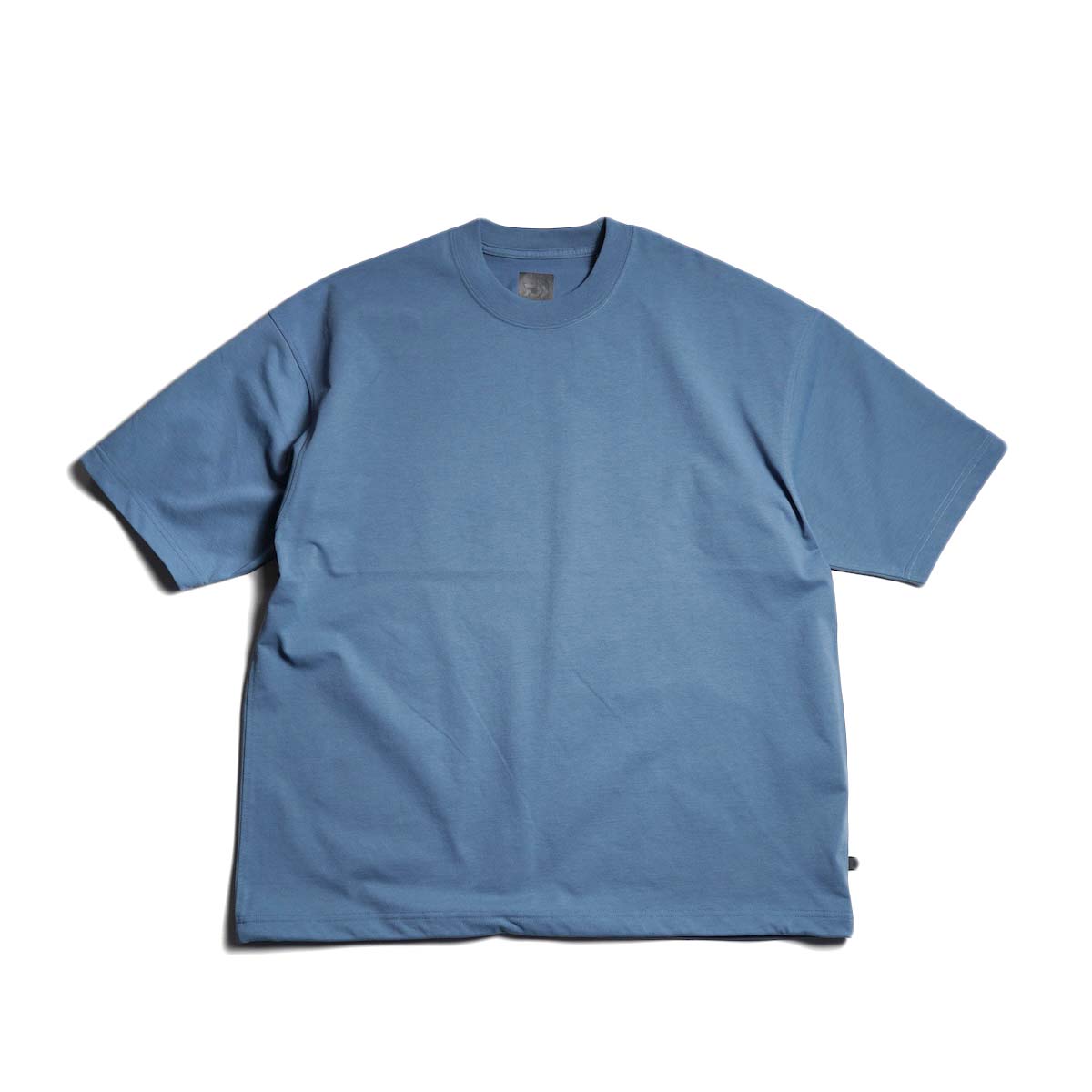 DAIWA PIER39 / TECH DRAWSTRING S/S TEE (Smoke Blue)