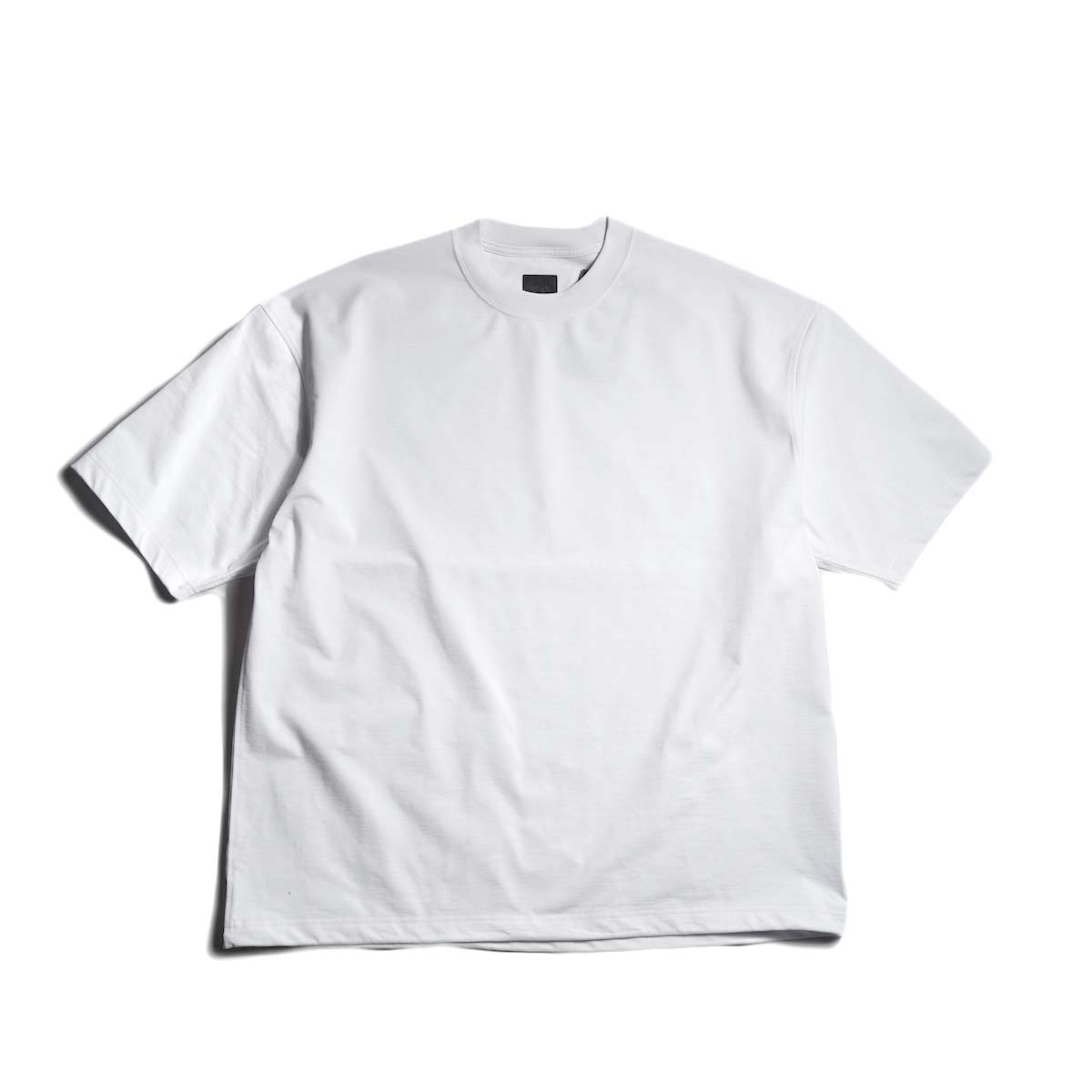 DAIWA PIER39 / TECH DRAWSTRING S/S TEE (White)
