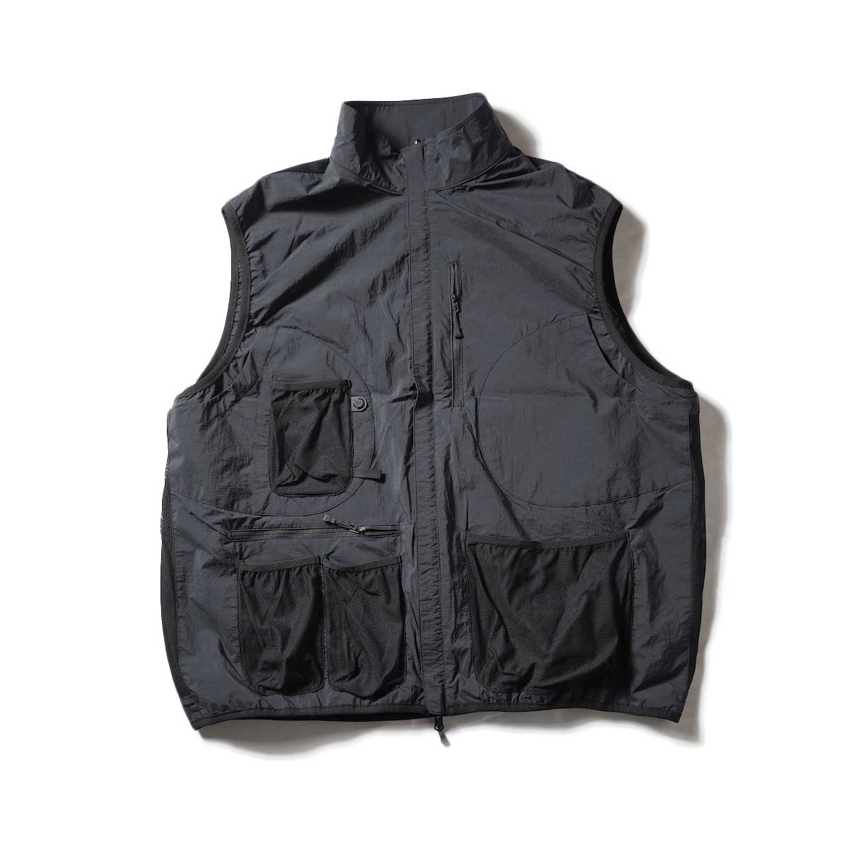 DAIWA PIER39 / Tech Mil Vest Reversible (Black)