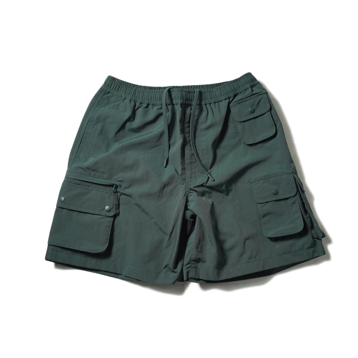DAIWA PIER39 / Tech Hiker Mountain Shorts (Dark Green)