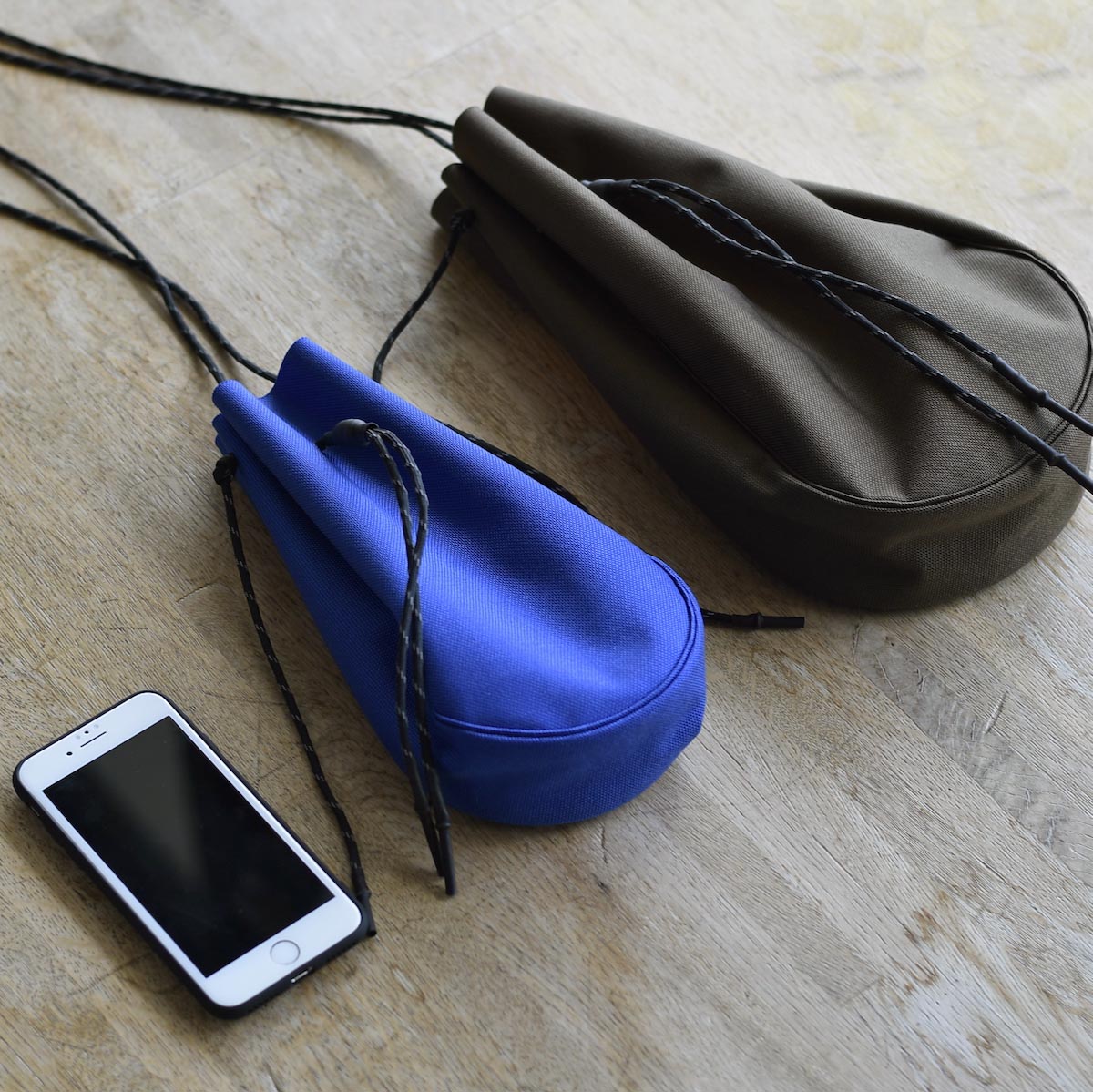 吉岡衣料店 / drawstring bag -S-. SとLの比較