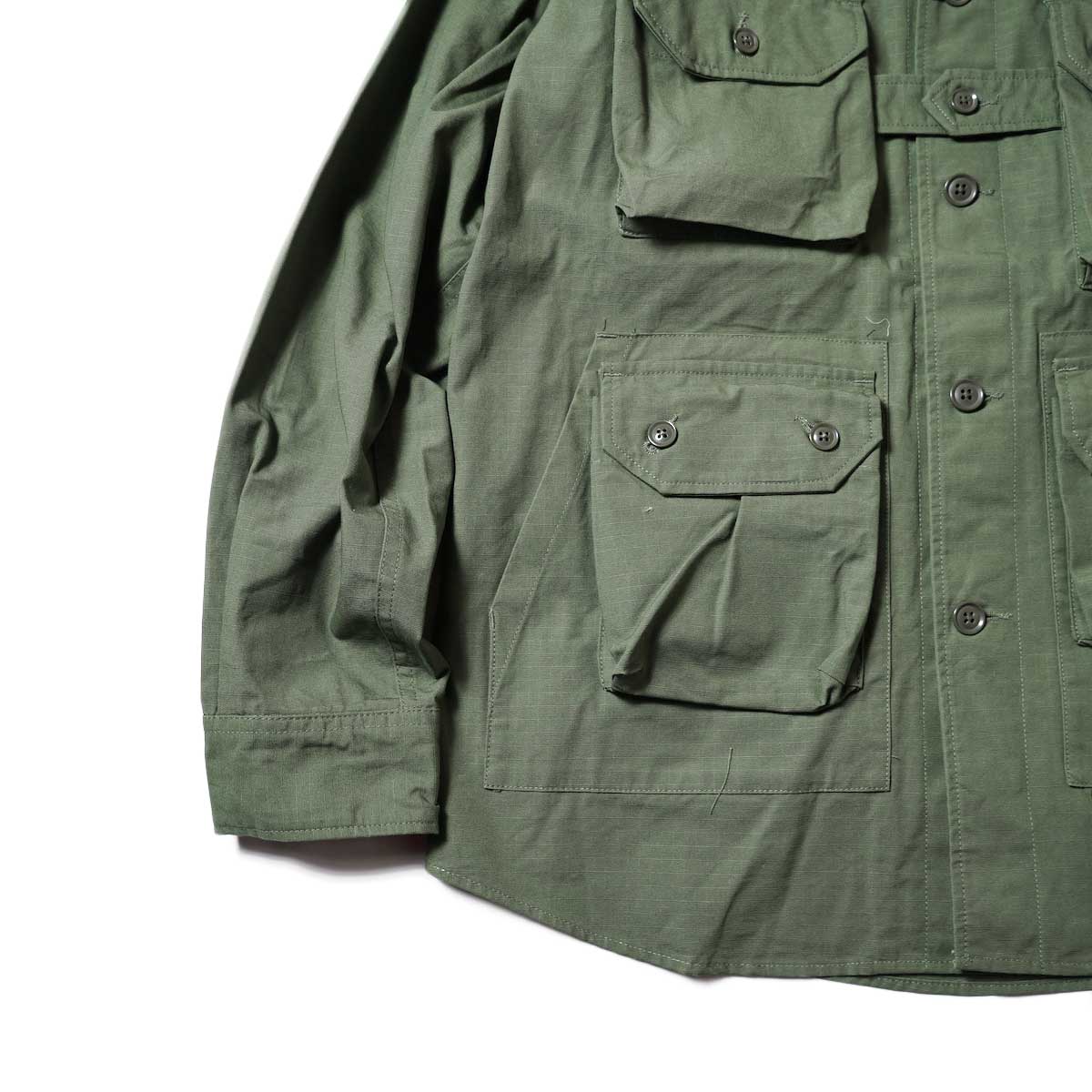 Engineered Garments / EXPLORER SHIRT JACKET - COTTON RIPSTOP (Olive)裾、袖、ポケット