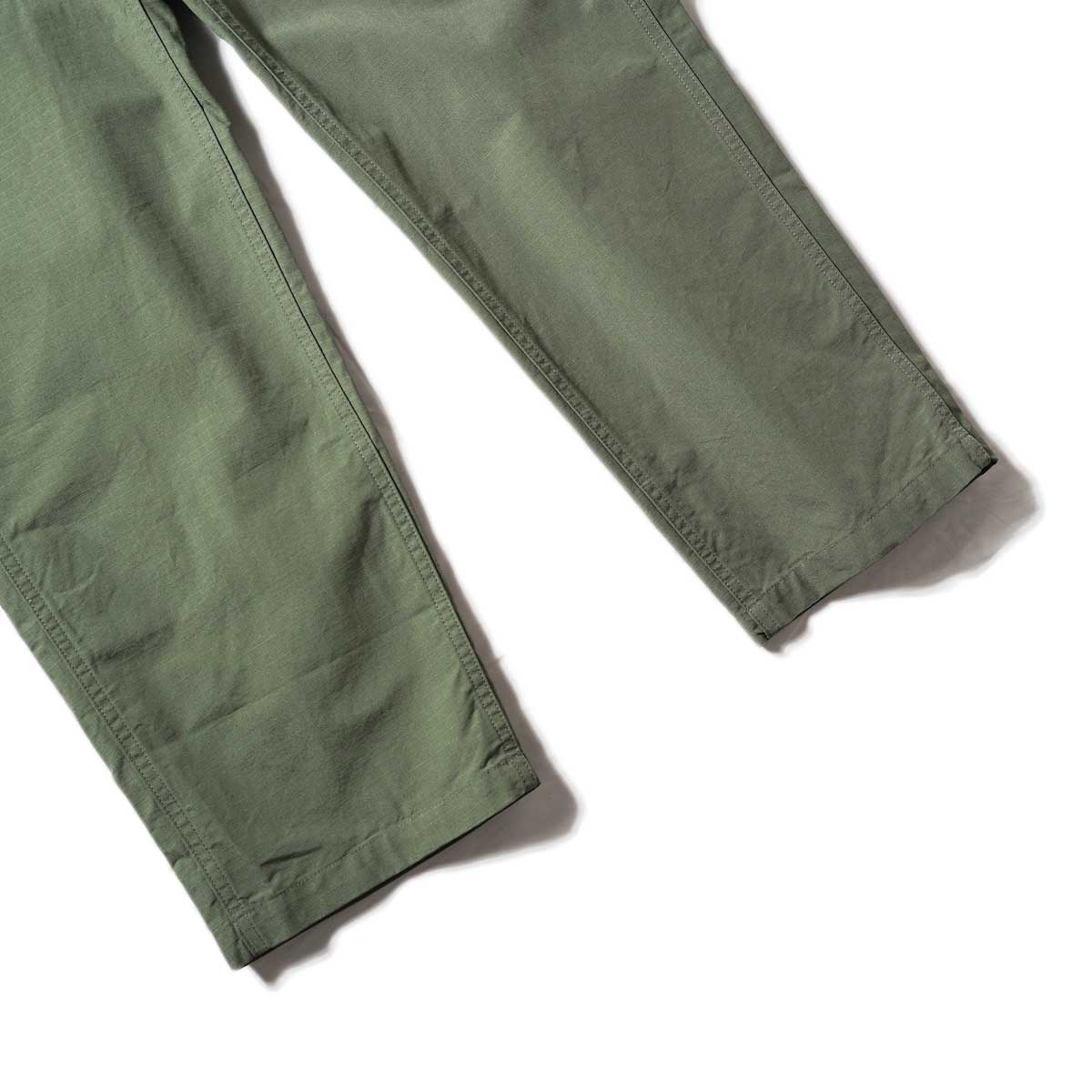 ENGINEERED GARMENTS / FATIGUE PANTS - Cotton Ripstop (Olive)裾
