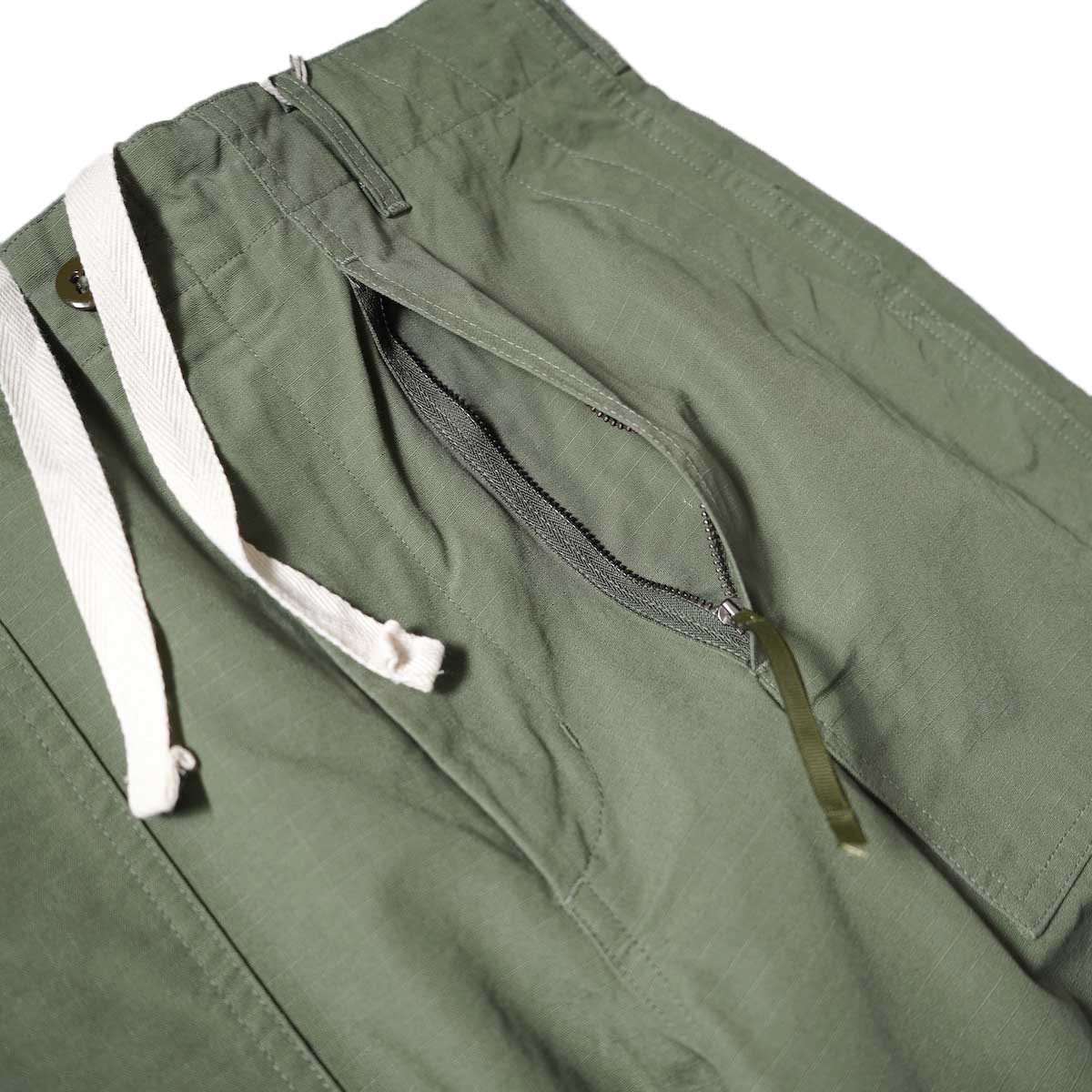 ENGINEERED GARMENTS / FATIGUE PANTS - Cotton Ripstop (Olive)ポケット