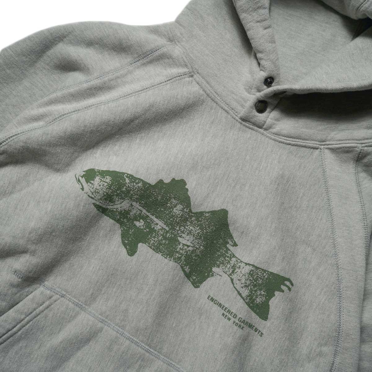  Engineered Garments / Raglan Hoodie Fish (H.Gray)フロントプリント