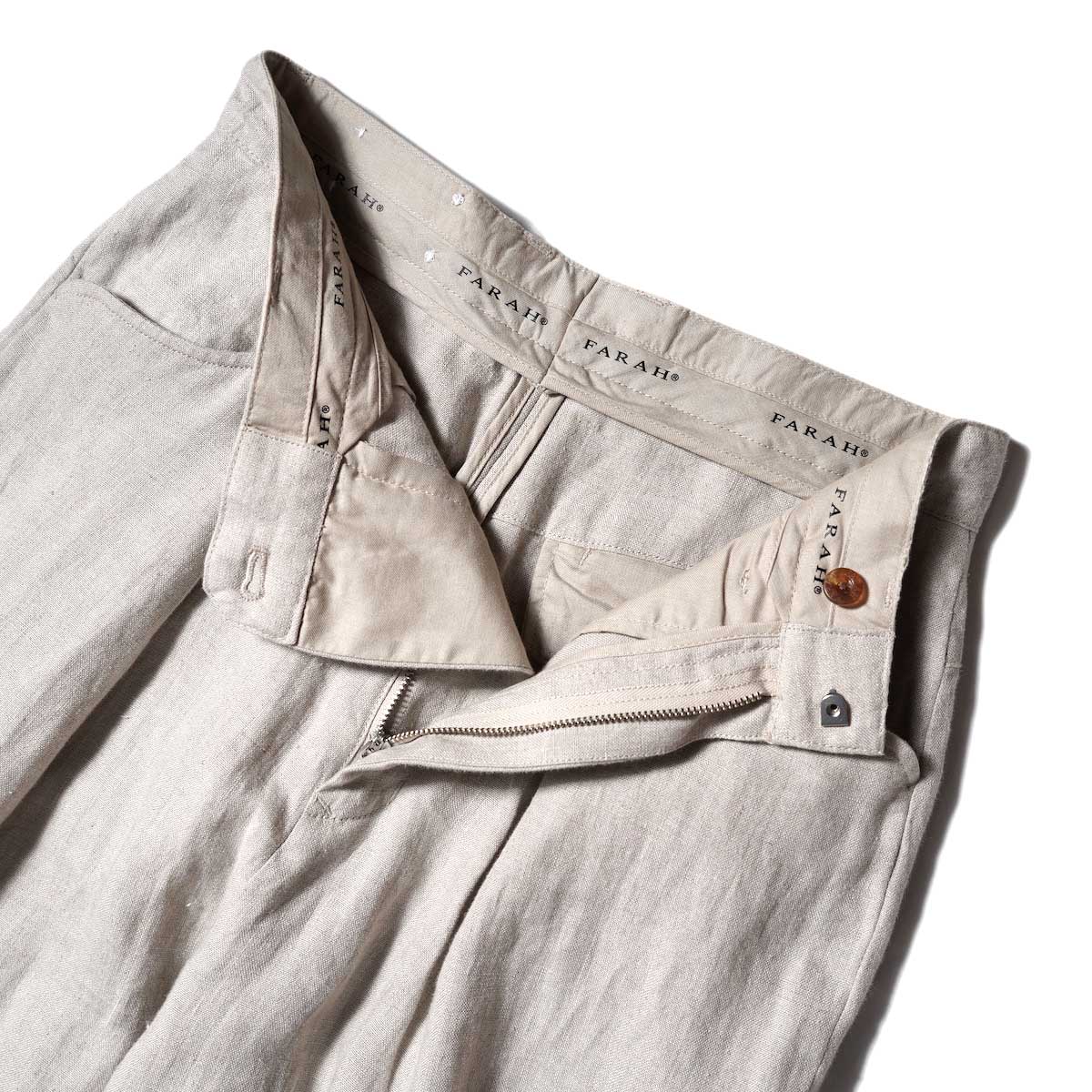 FARAH / One-tuck Wide Tapered Pants (Beige) ウエスト・内側
