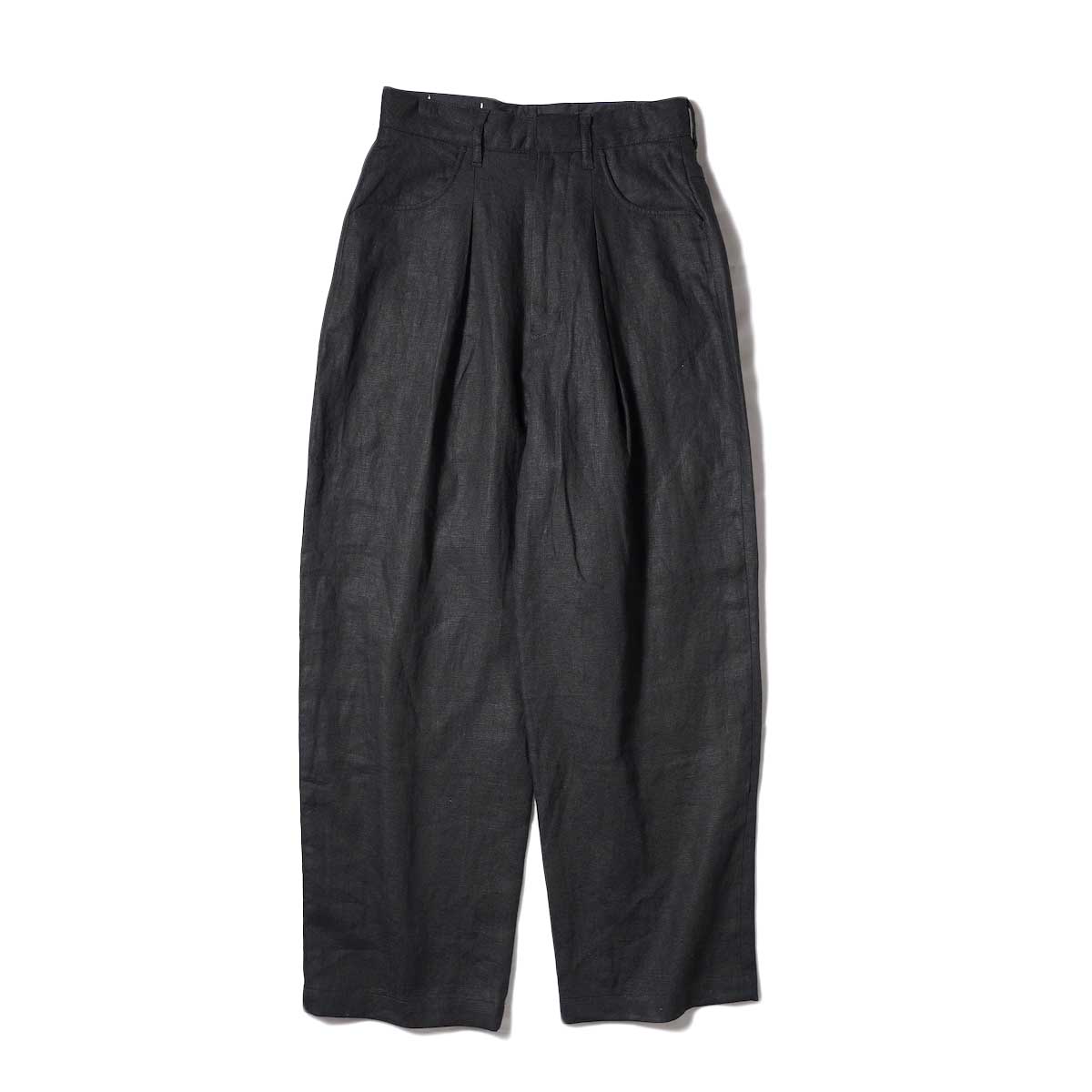 FARAH / One-tuck Wide Tapered Pants (Black) 正面