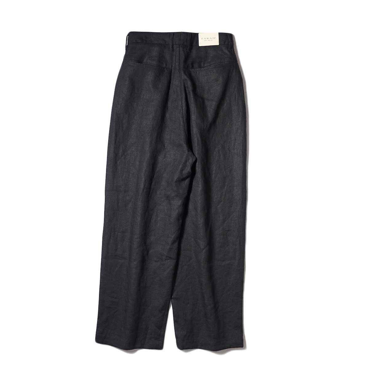 FARAH / One-tuck Wide Tapered Pants (Black) 背面