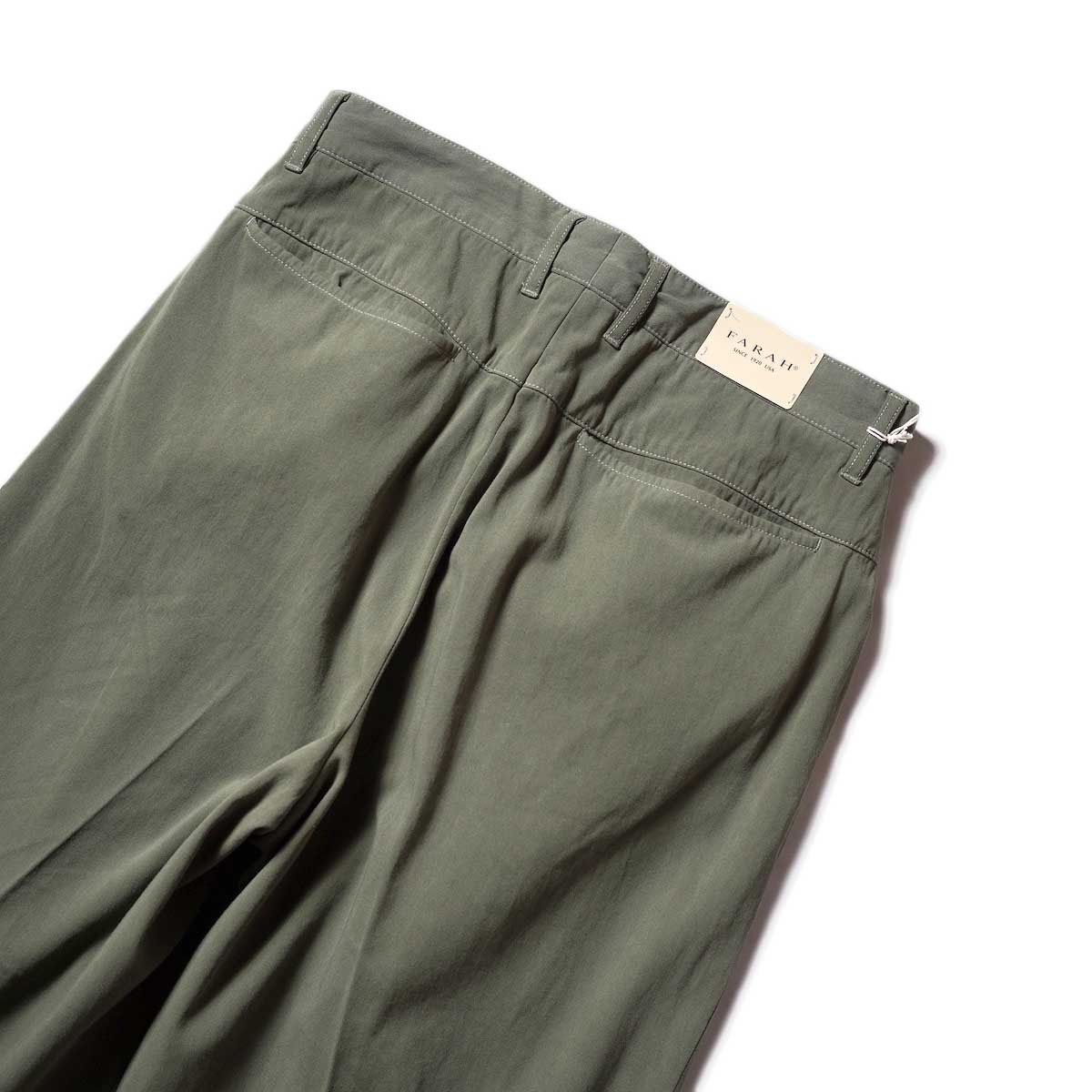 FARAH  / Two-tuck Wide Tapered Pants (Olive)ヒップポケット
