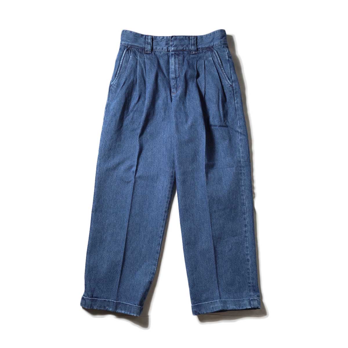 FARAH  / Three-tuck Wide Pants (Blue)