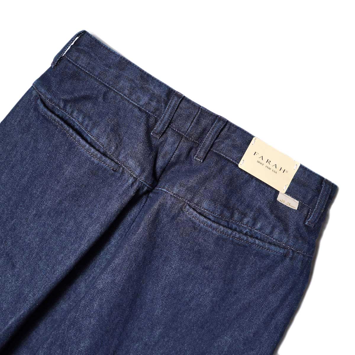 FARAH  / One-tuck Wide Pants (Navy) ヒップ