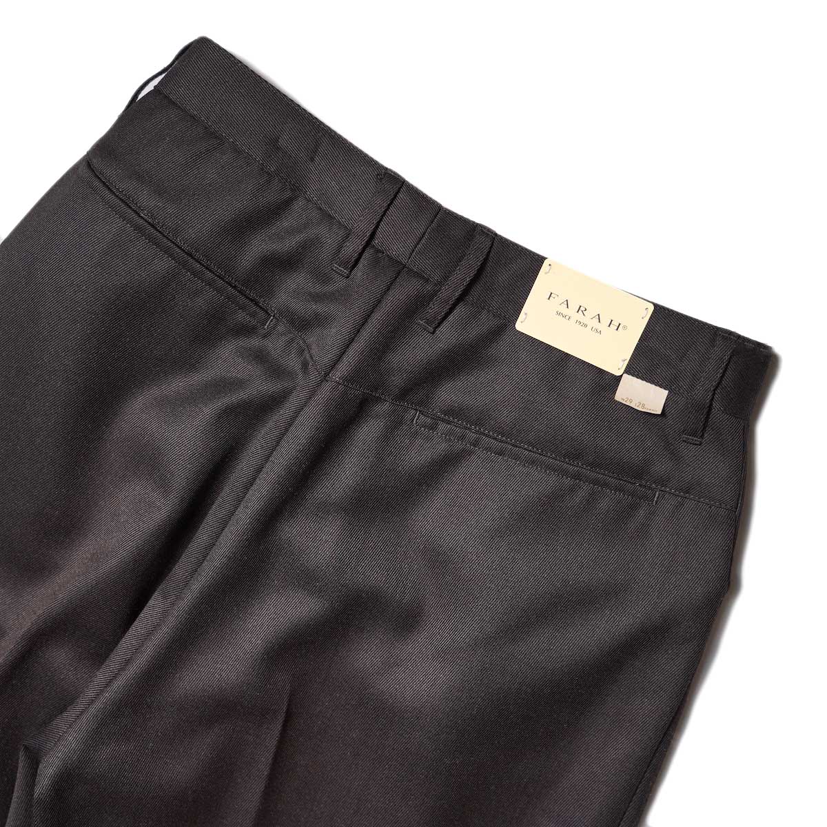 FARAH  / One-tuck Wide Pants (Dark Brown) ヒップ