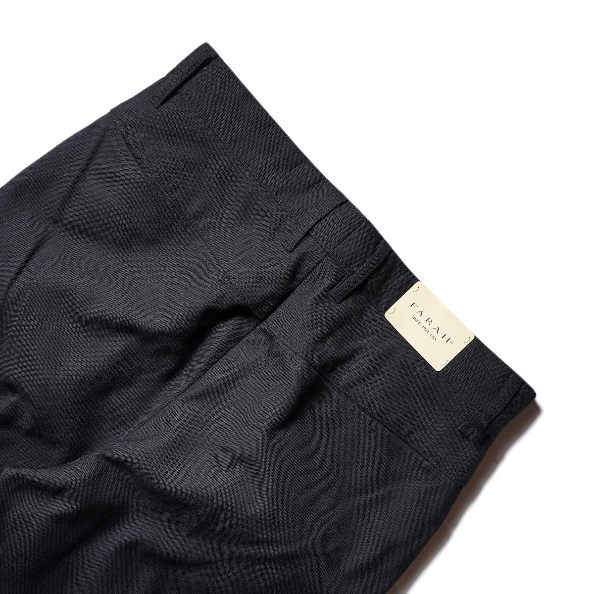 FARAH  / Flare Pants (Black)ヒップポケット