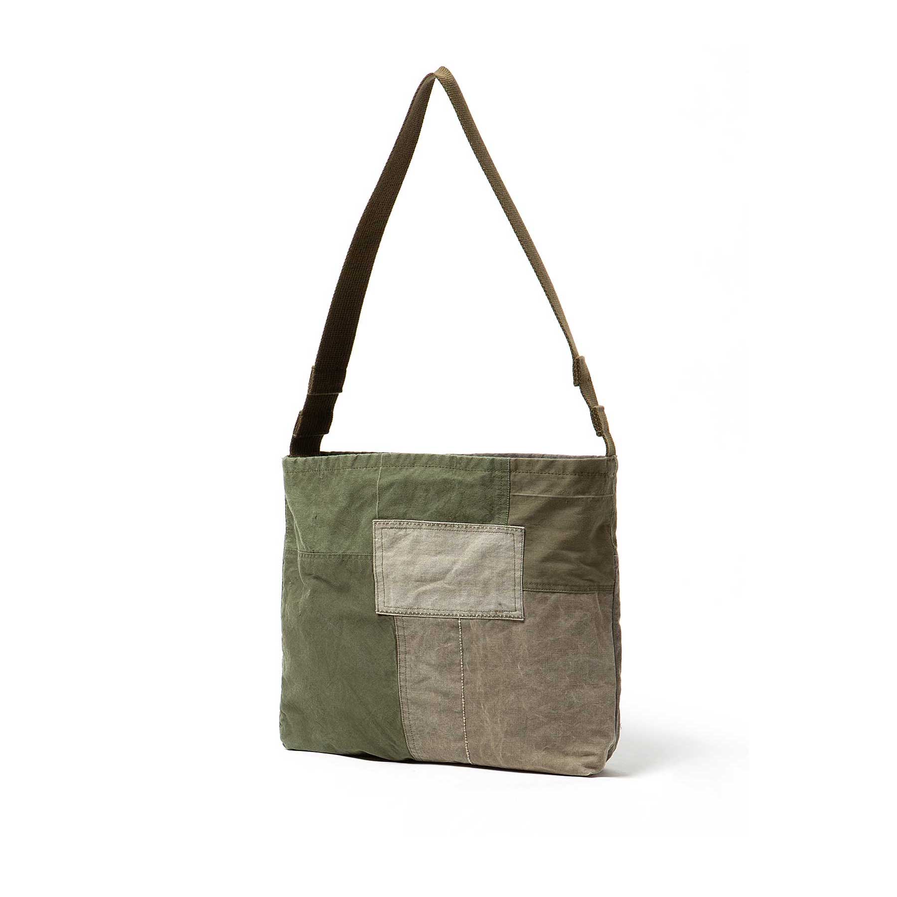 HOBO / DELIVERY BAG UPCYCLED US ARMY CLOTH (Olive)正面