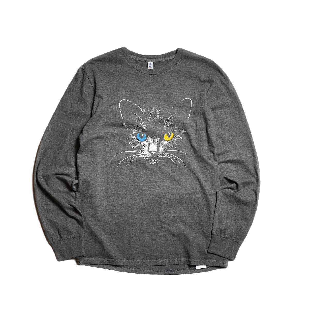 JERZEES / "ODD-EYED CAT" LS TEE (Used Black)