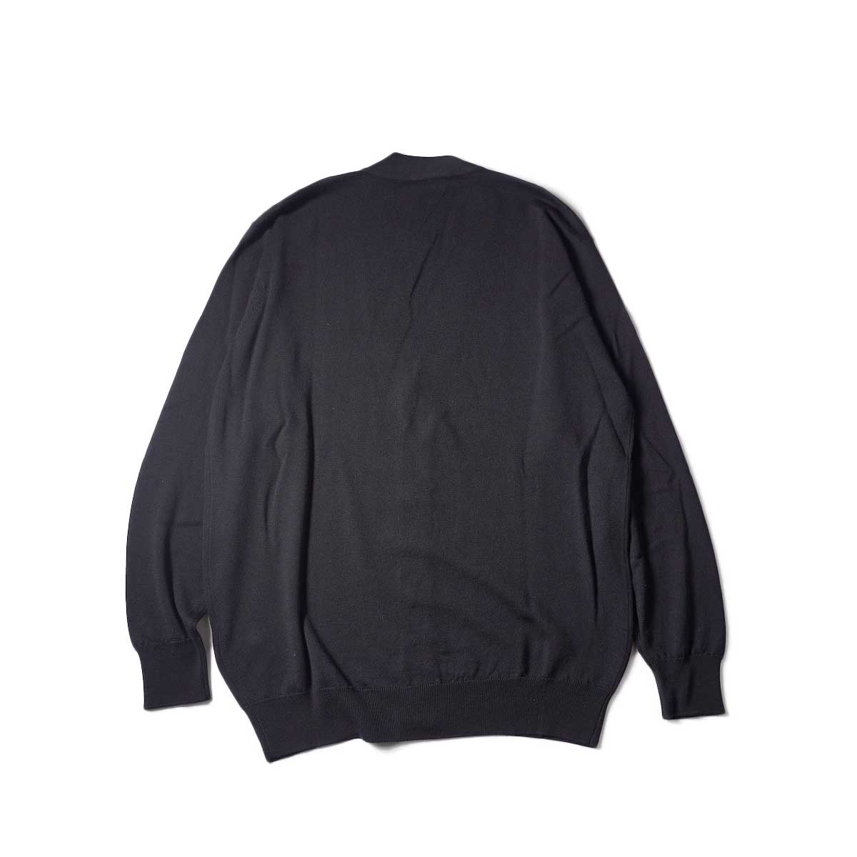 JOHN SMEDLEY / A4590 CARDIGAN VN LS (Black)背面