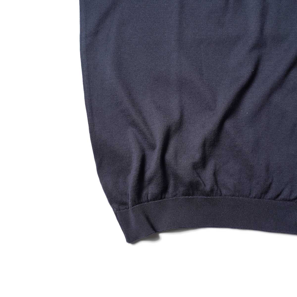 JOHN SMEDLEY / ISIS S/S Knit Polo (Navy)裾