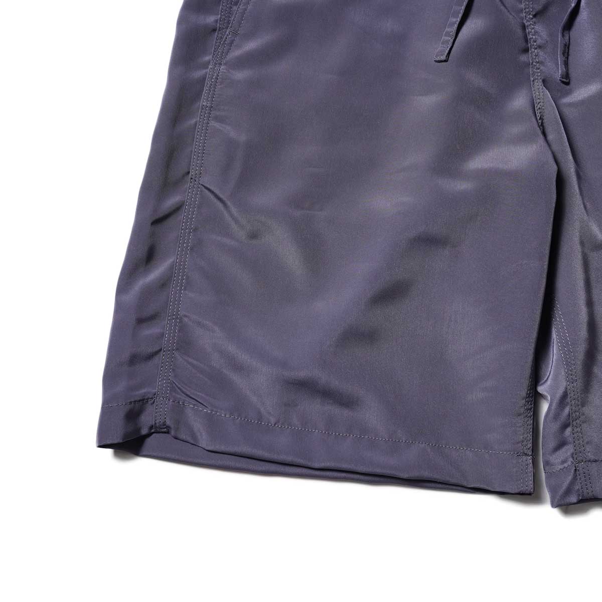 Needles / BASKETBALL SHORT - POLY CLOTH (Smoke Purple)裾