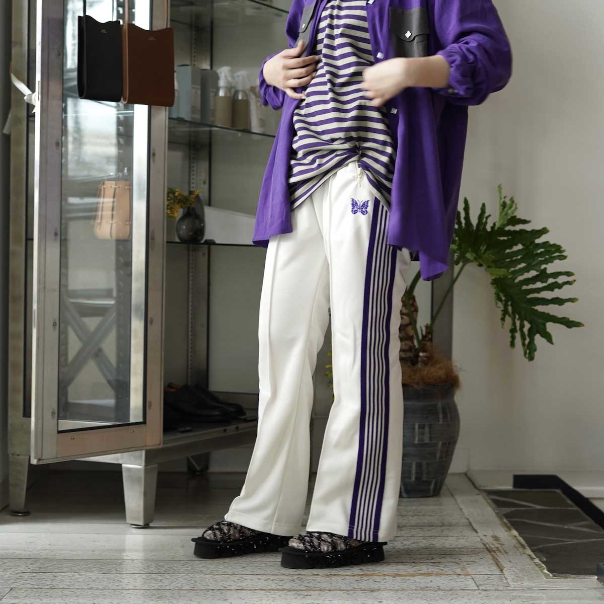 Needles / Boot Cut Track Pant -Poly Smooth  イメージ1 160cm/size2着用