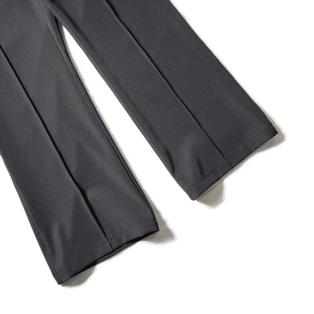 Needles / W.U. BOOT-CUT PANT - PE/R/PU CAVALRY TWILL (Black)裾