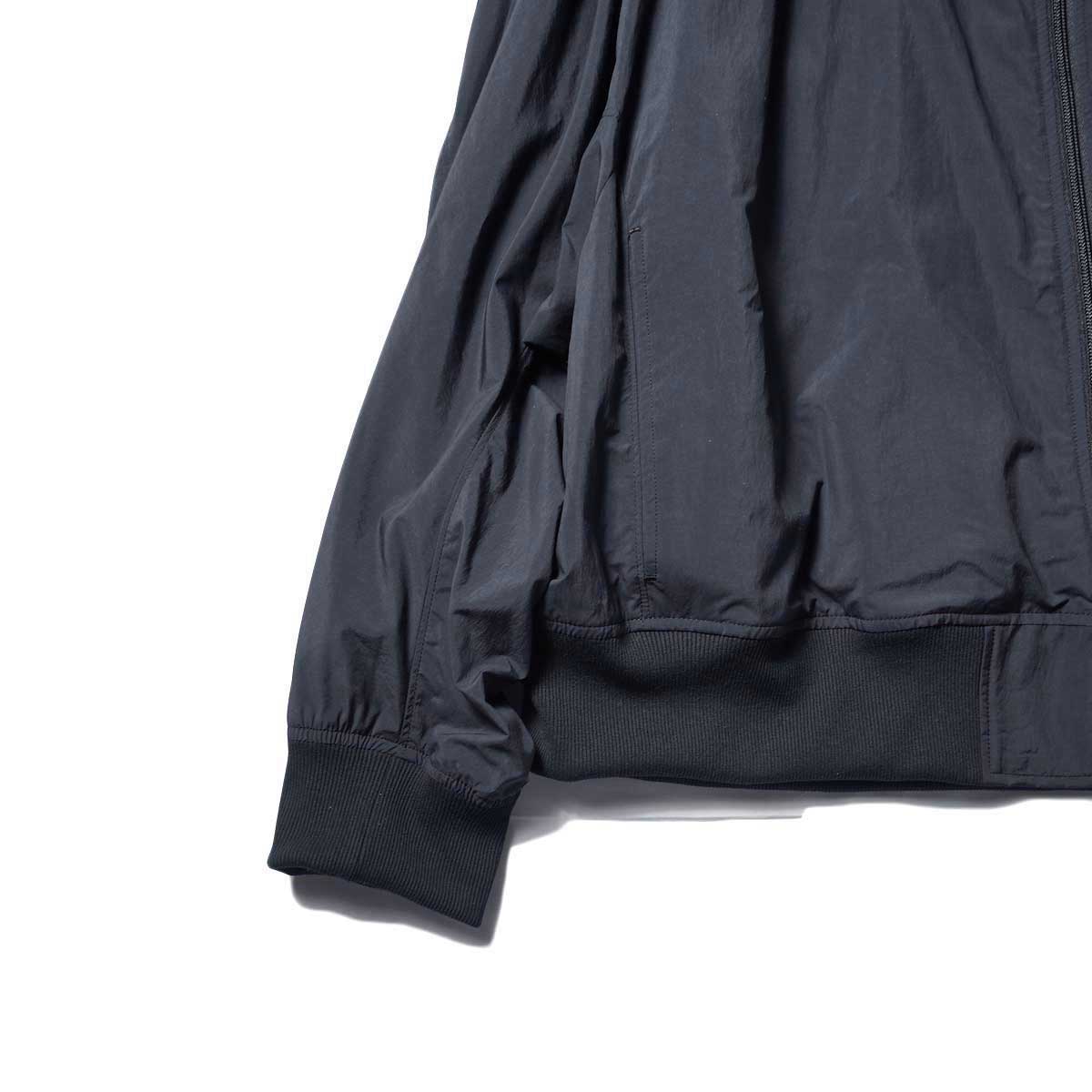 N.HOOLYWOOD COMPILE / 2231-BL06-004 peg MA-1 Blouson (Black)袖、裾