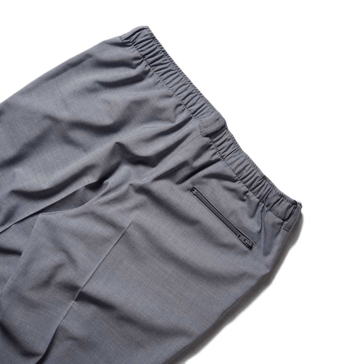 N.HOOLYWOOD / CP07-010 TAPERED EASY PANTS (Gray)背面ポケット