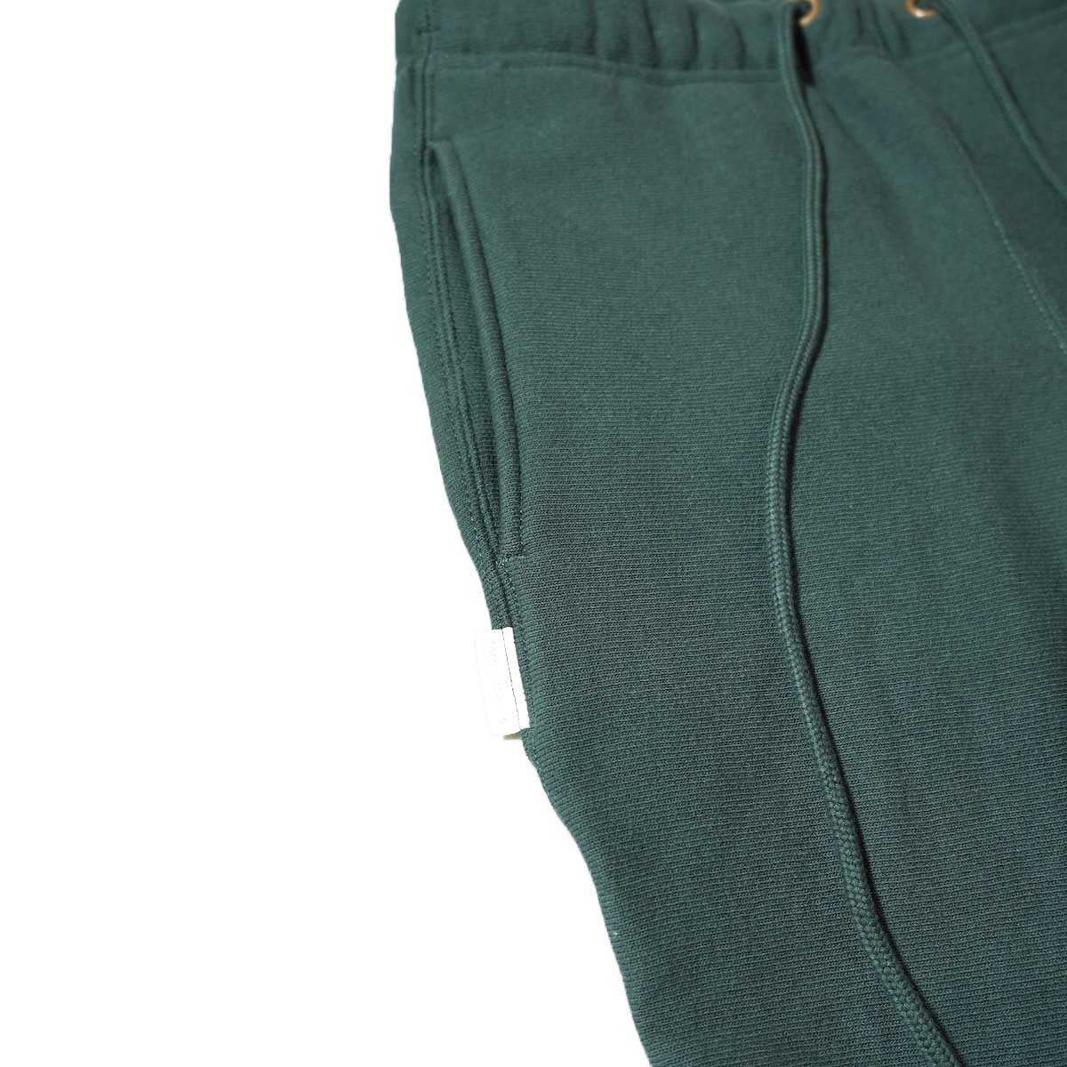 N.HOOLYWOOD × CHAMPION / C8-W228 SWEATPANTS (Green)ポケット