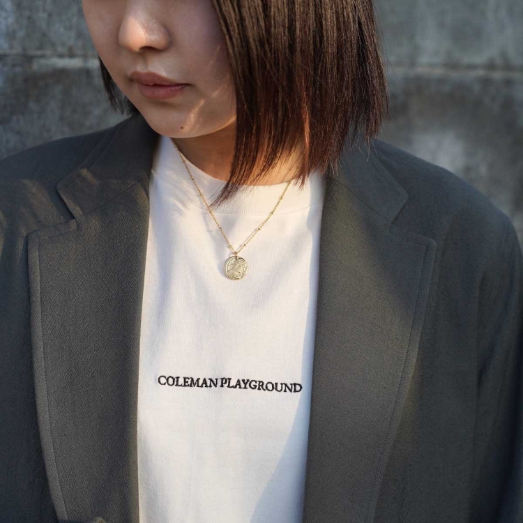 on the sunny side of the street / Victory Godness Nikke Coin Necklace 着用イメージ①