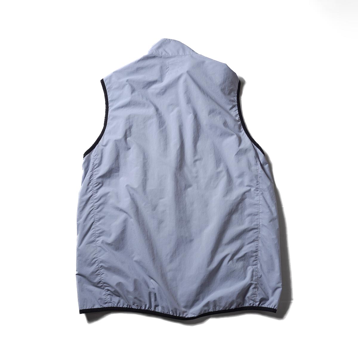 South2 West8 / PACKABLE VEST - NYLON TYPEWRITER (Sax)背面