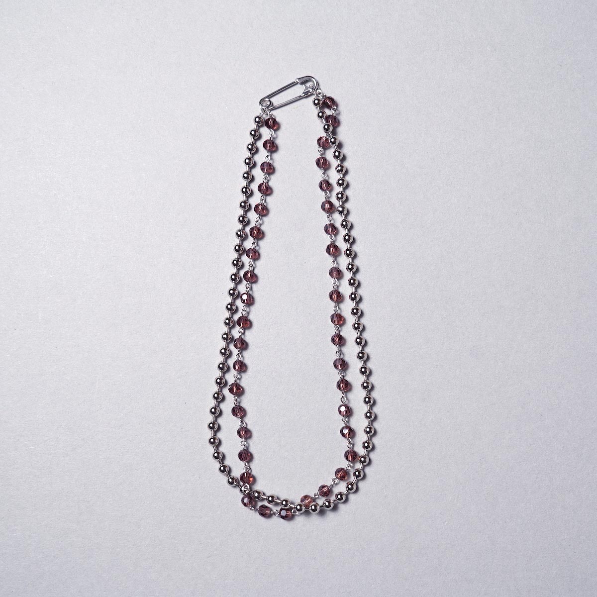The Soloist / sa.0025AW22 single glass beads with ball chain neck lace. (Purple)