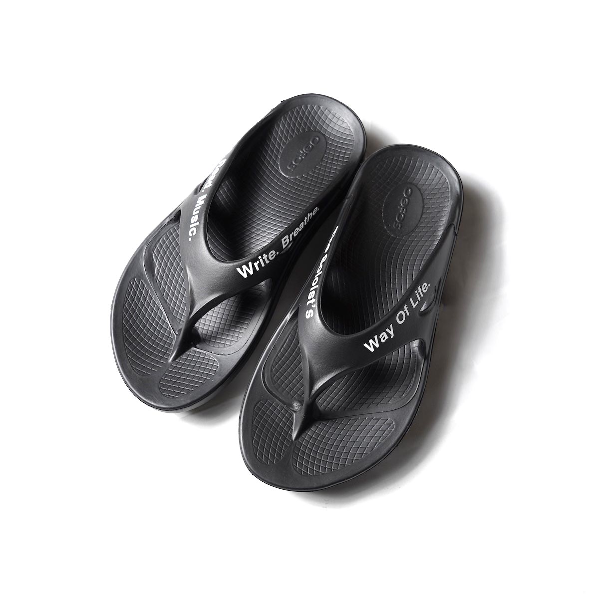 The Soloist × oofos / sof.0012 flip flop. -the Soloist's Way Of Life