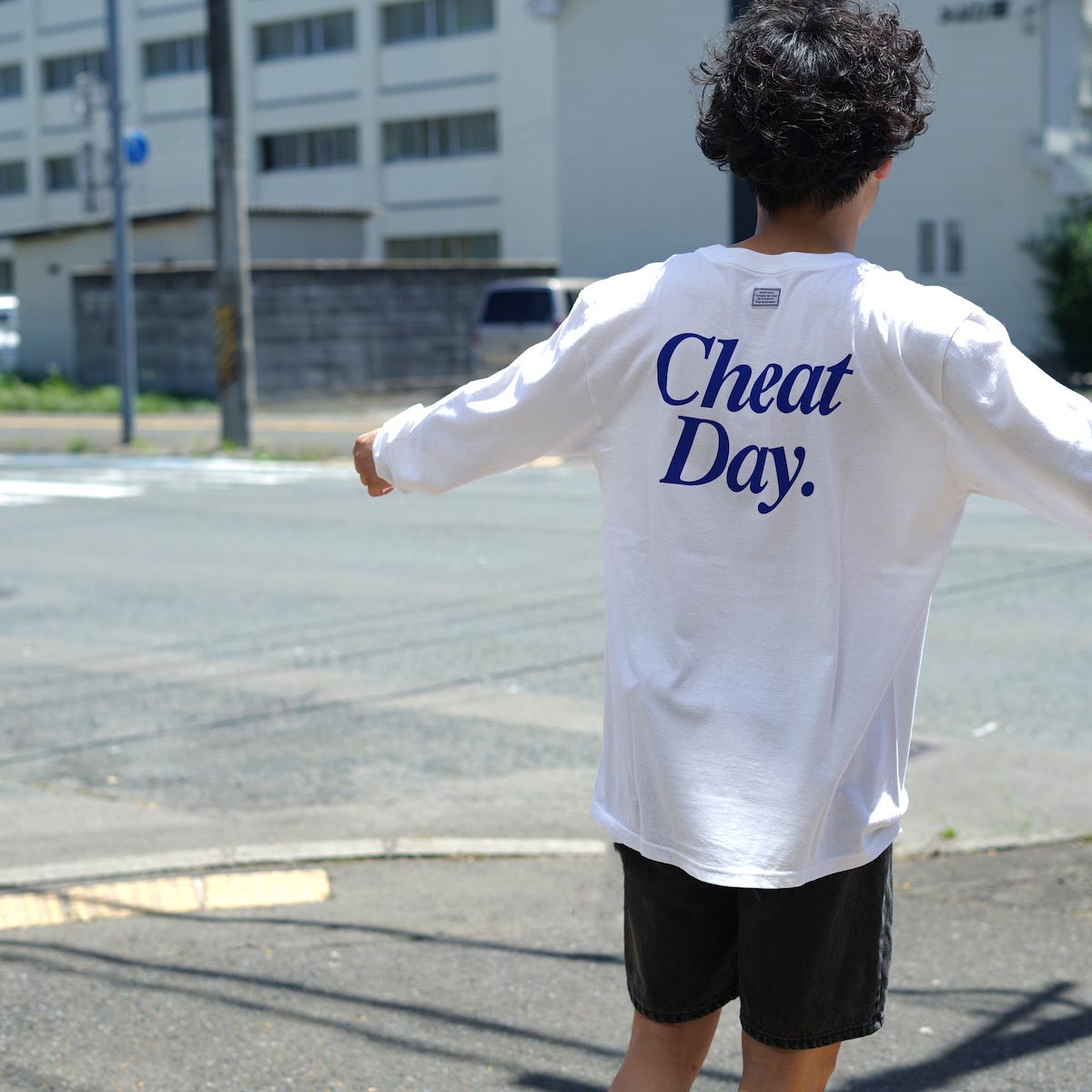 TANGTANG / CHEATDAY -TIMES (White)着用イメージ2 162cm Lsize