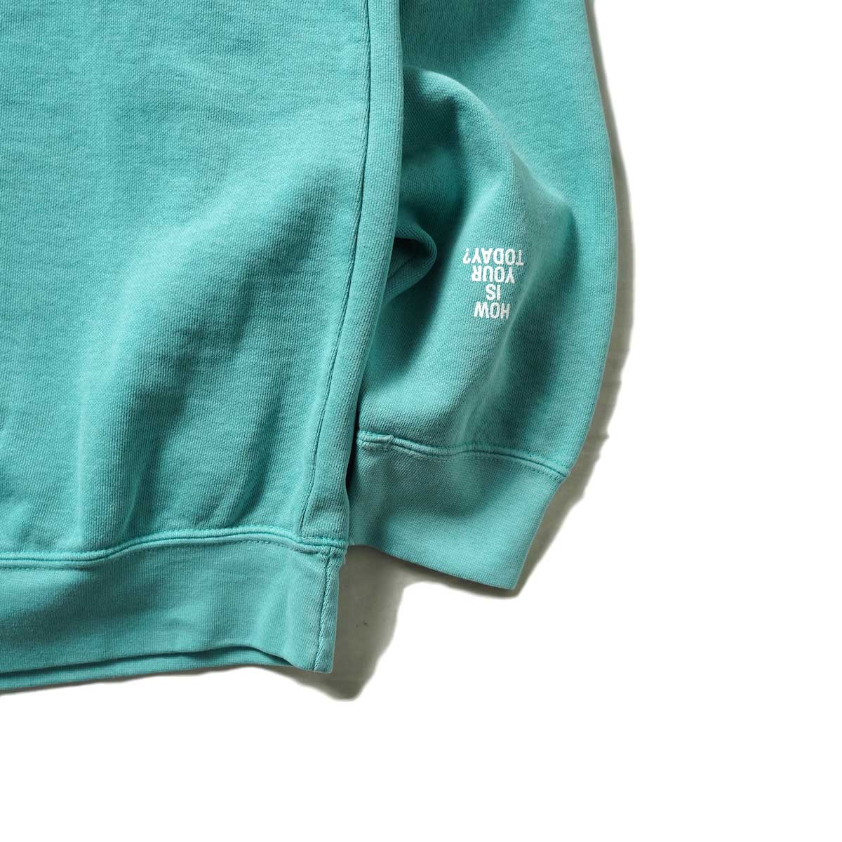 TODAY edition / Reversible Crew Sweat (Green)裾、袖