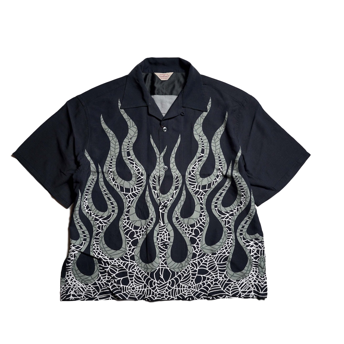TOWNCRAFT / PRINTED LOOP COLLAR SS SHIRT (Fire×Spider)