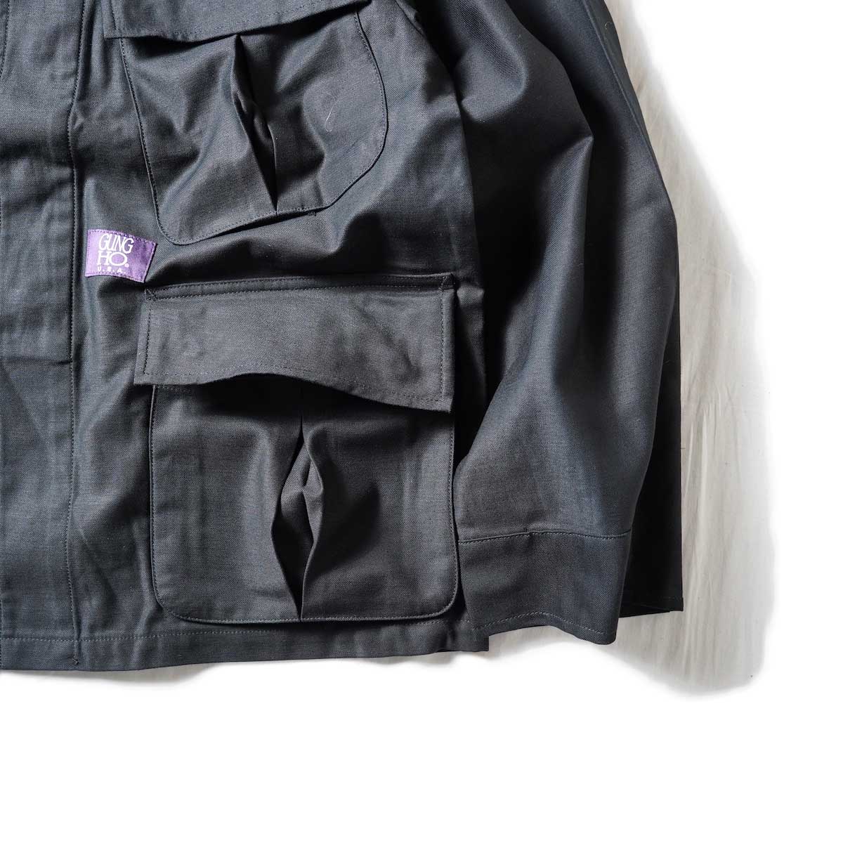 UNIVERSAL PRODUCTS / Gung Ho Fatigue Jacket (Black)裾、袖