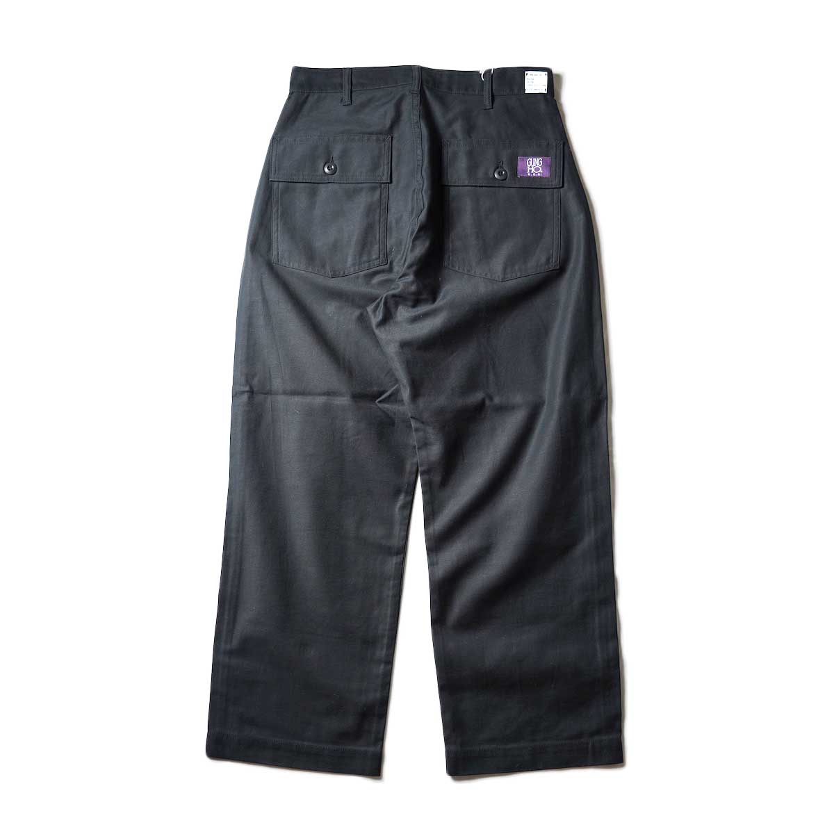 UNIVERSAL PRODUCTS / Gung Ho 1tuck Baker Pants (Black)背面