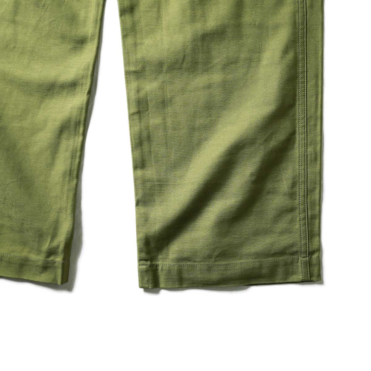 UNIVERSAL PRODUCTS / Gung Ho 1tuck Baker Pants (Olive)裾