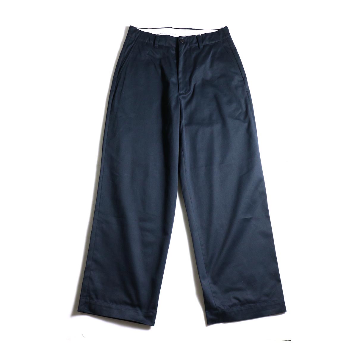 UNIVERSAL PRODUCTS / No Tuck Wide Chino Trousers (Navy)