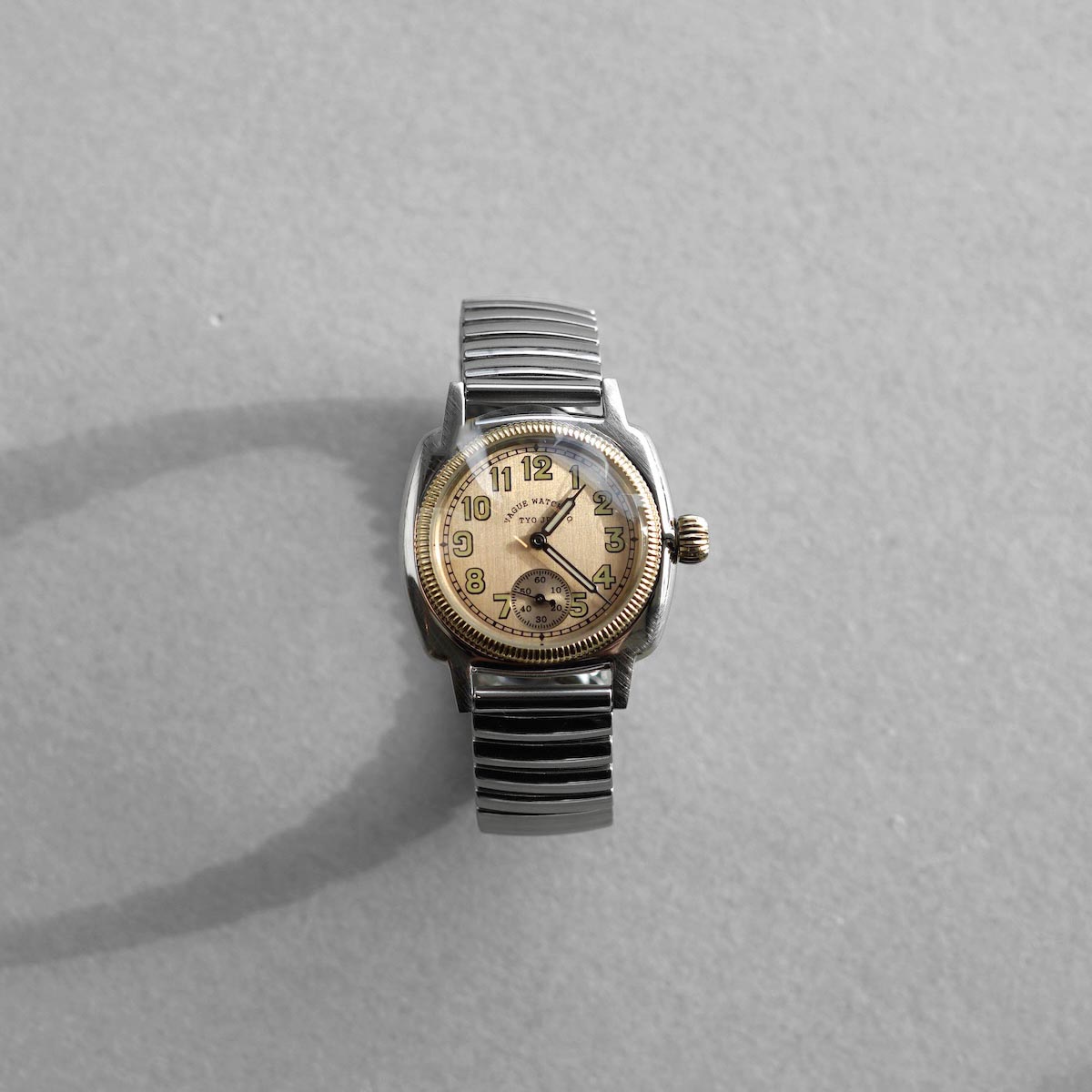 Vague Watch Co. / Coussin Early Extension